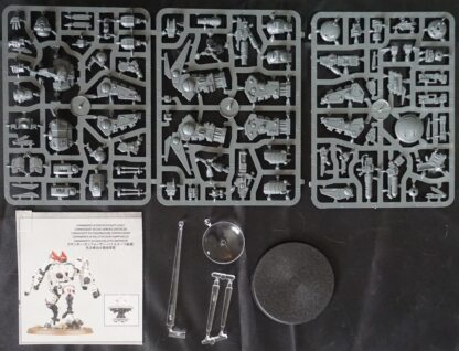 T'au (Tau Empire) Commander in Battlesuit